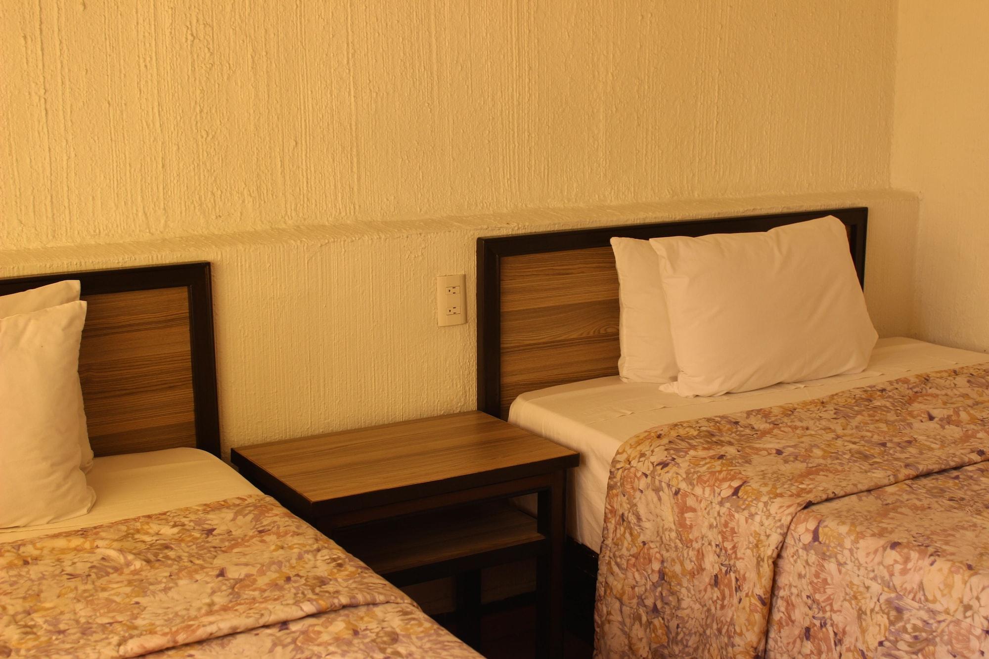 Oyo Nueva Galicia Otel Guadalajara Dış mekan fotoğraf
