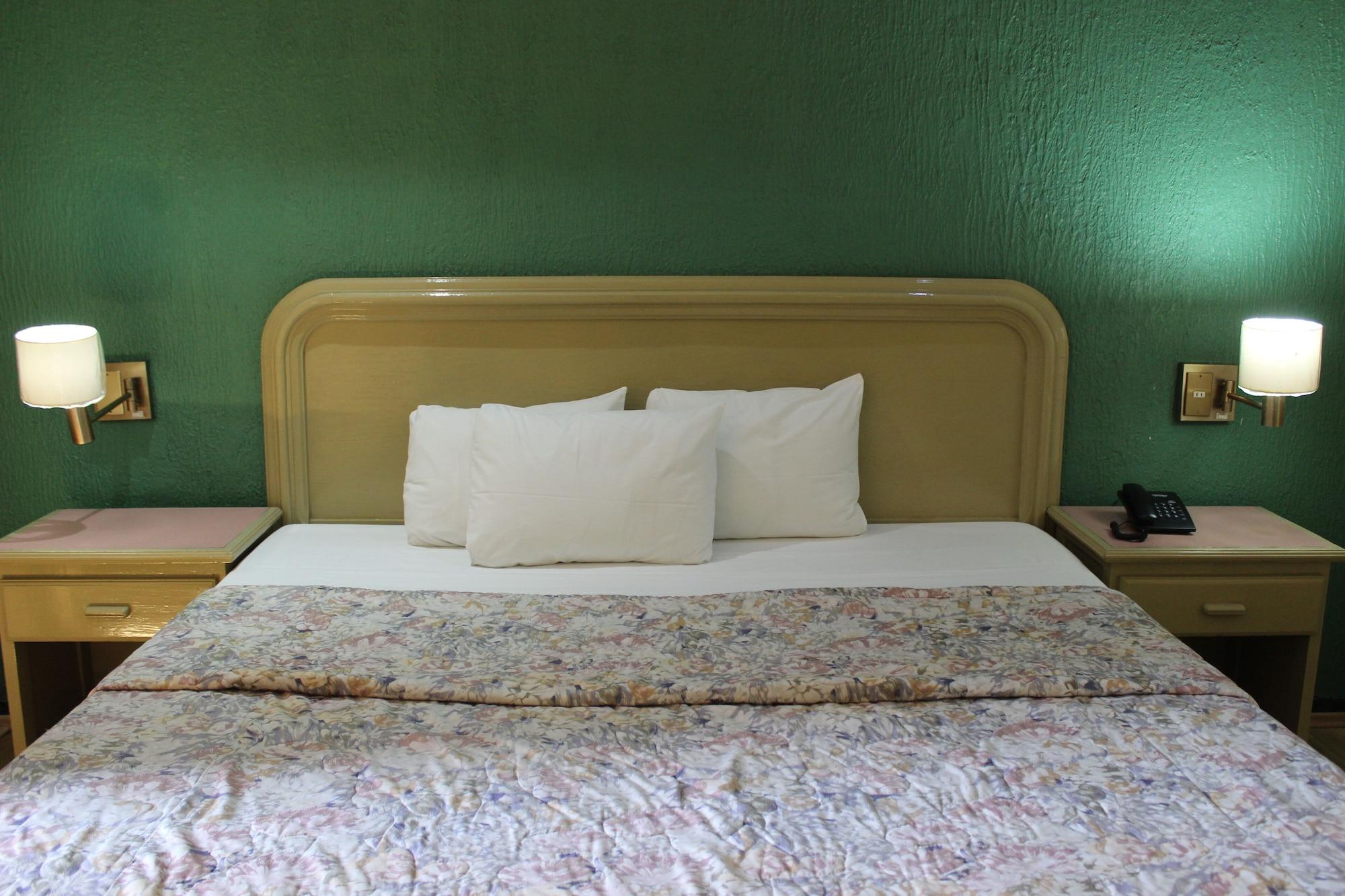 Oyo Nueva Galicia Otel Guadalajara Dış mekan fotoğraf