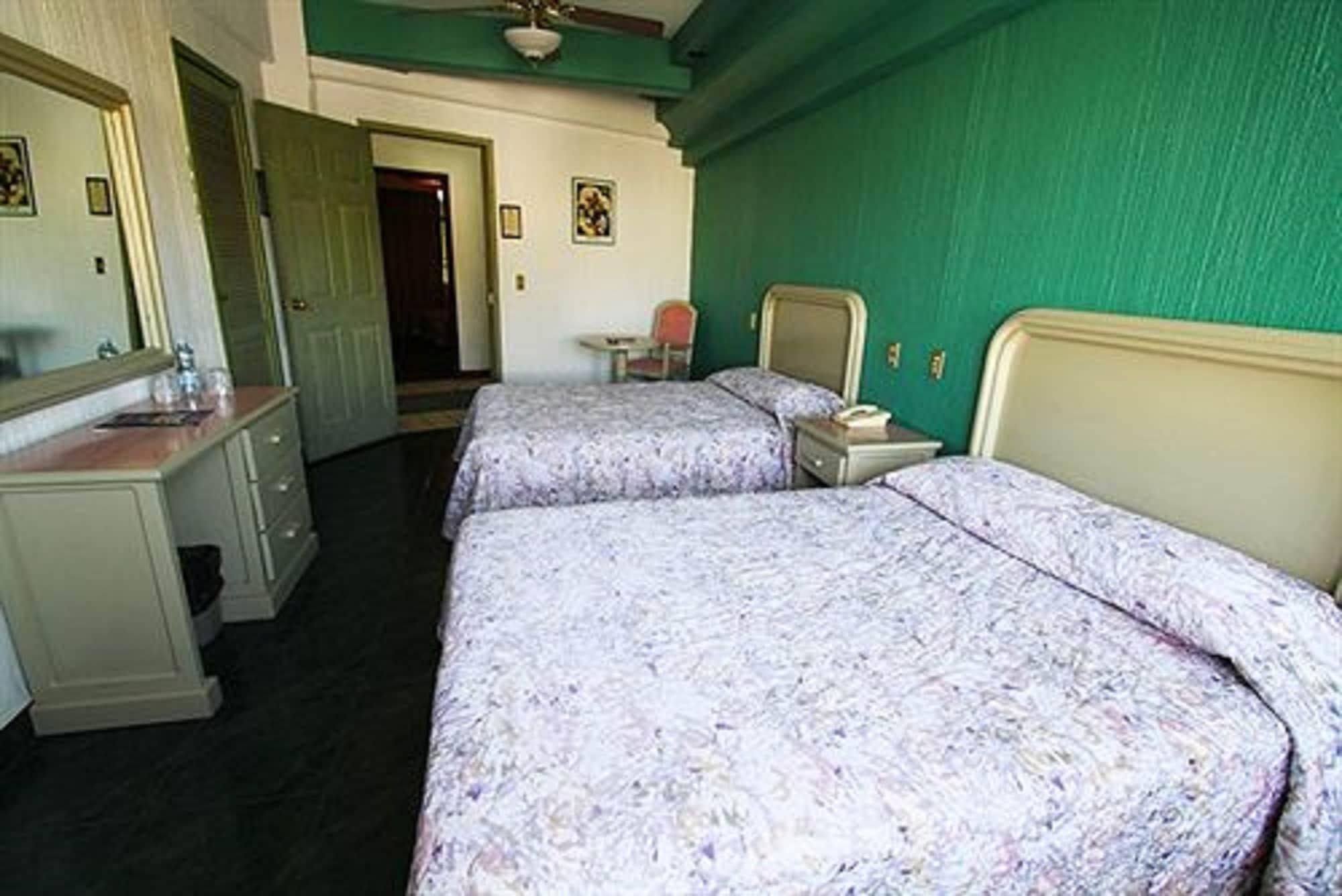 Oyo Nueva Galicia Otel Guadalajara Dış mekan fotoğraf