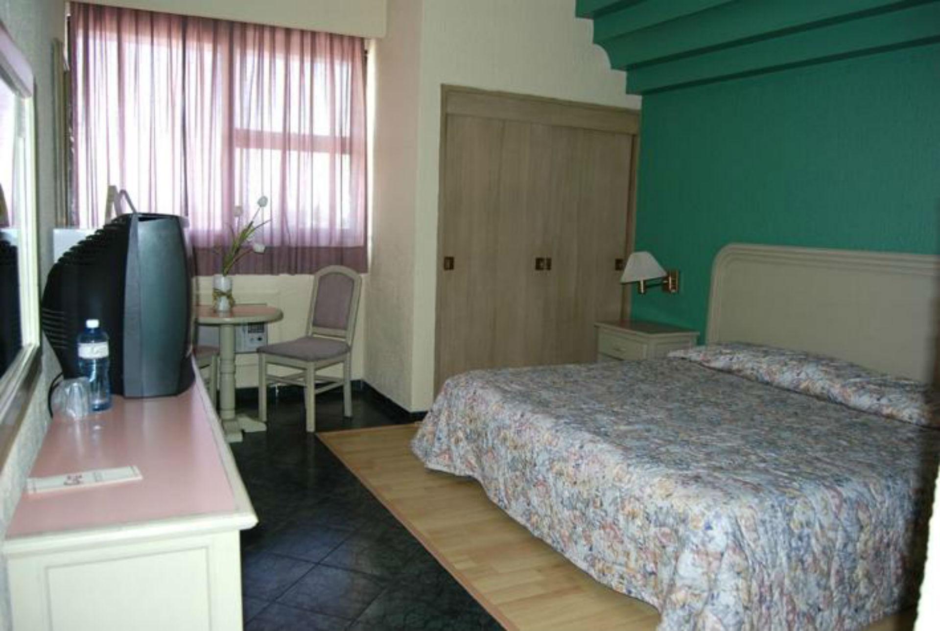 Oyo Nueva Galicia Otel Guadalajara Dış mekan fotoğraf