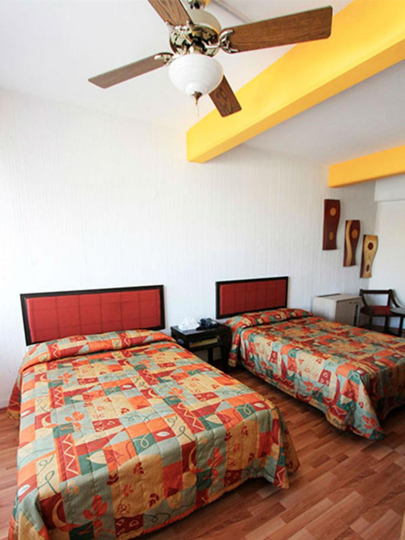 Oyo Nueva Galicia Otel Guadalajara Dış mekan fotoğraf
